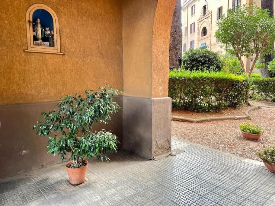 New - Comfortable Apt Porta Latina Roma Dış mekan fotoğraf